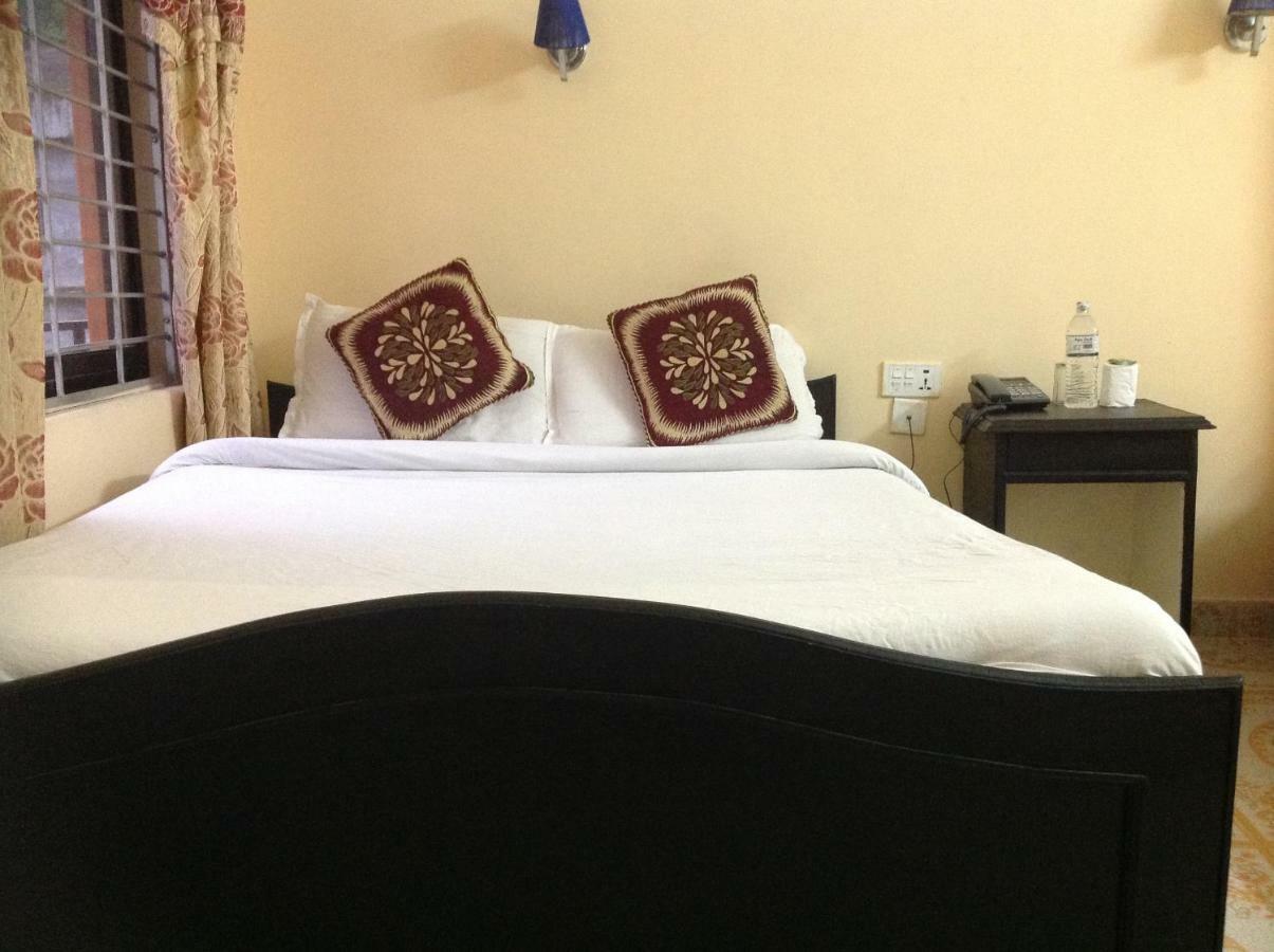 Hotel Direction Pokhara Extérieur photo