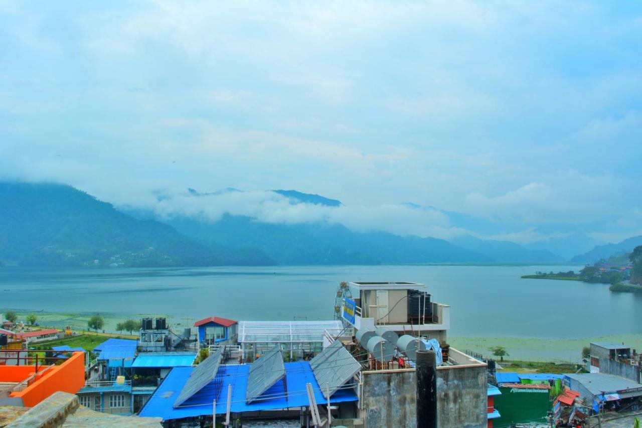Hotel Direction Pokhara Extérieur photo