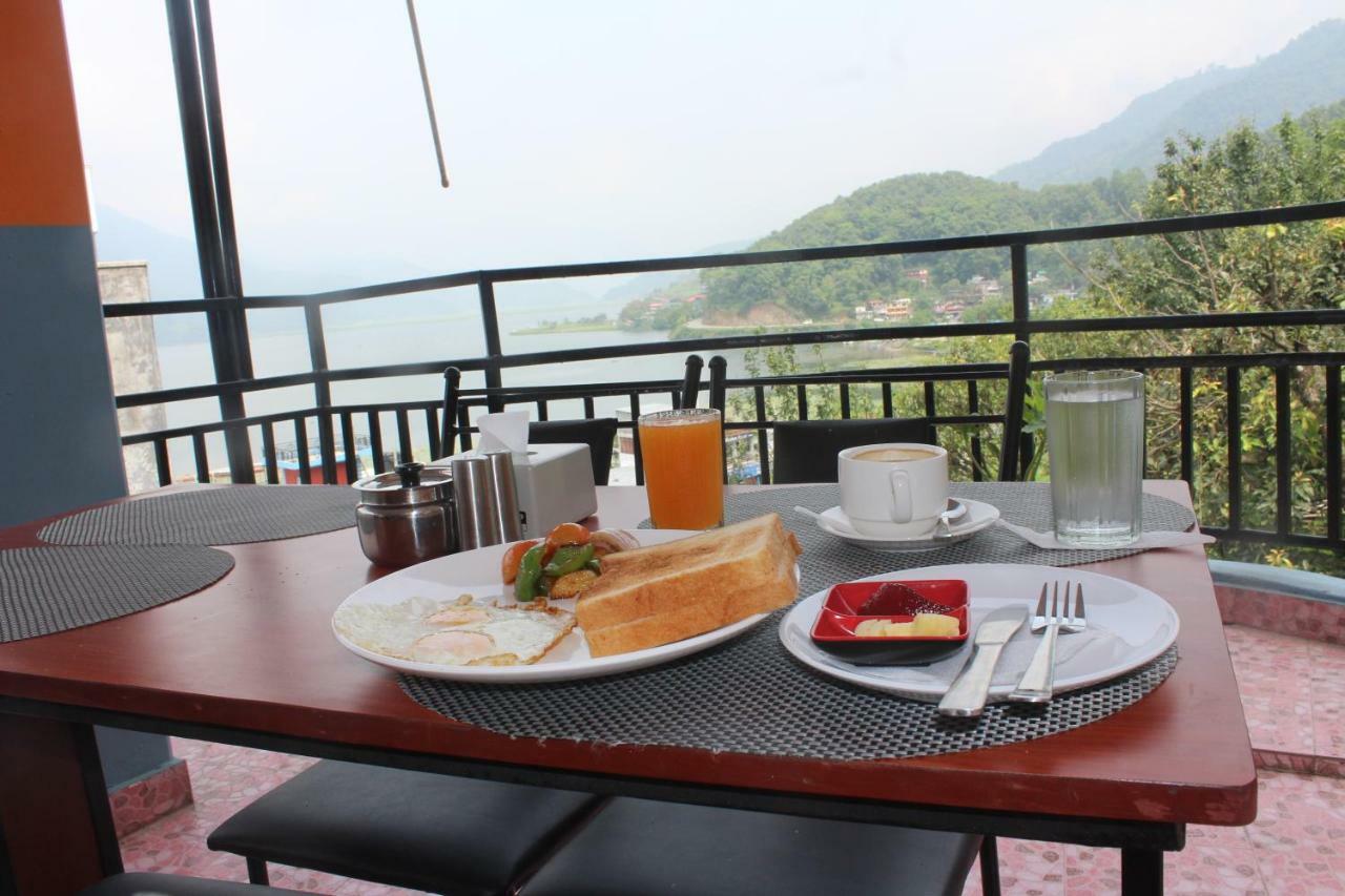 Hotel Direction Pokhara Extérieur photo