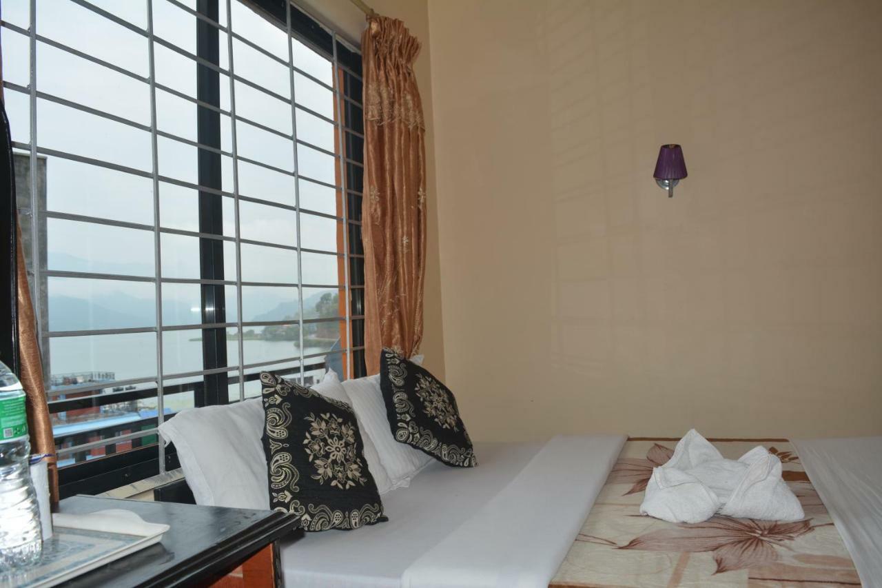 Hotel Direction Pokhara Extérieur photo